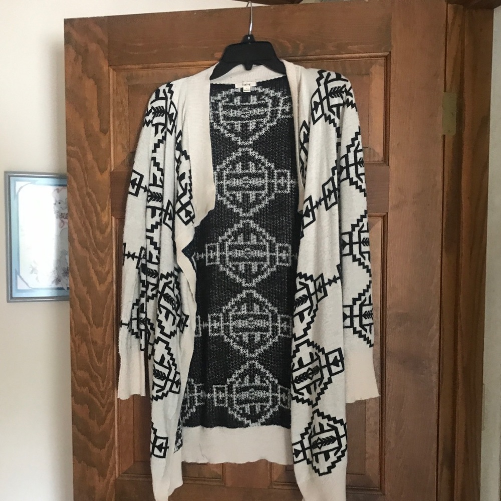 Sweater - Picture 2 of 2